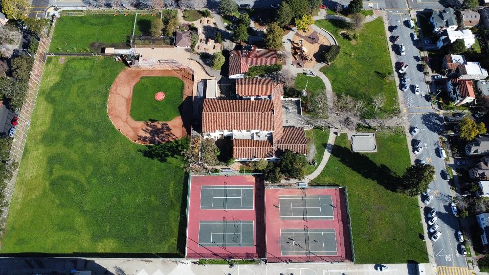 Memorial-Park-Sports-Field.jpg